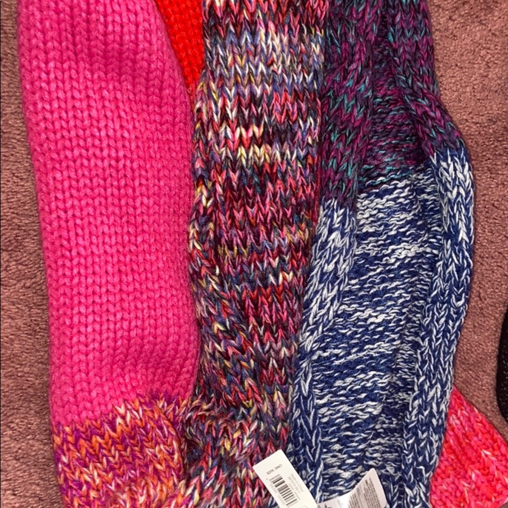 Multicolored Gap Scarf